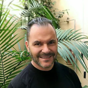 Psicólogo psicoanalista con enfoque clínico